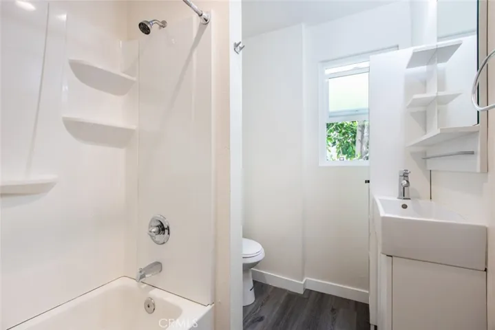 2520 Montrose Avenue, Montrose, California 91020