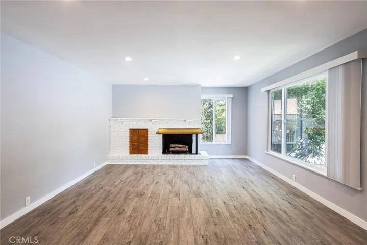 2520 Montrose Avenue, Montrose, California 91020