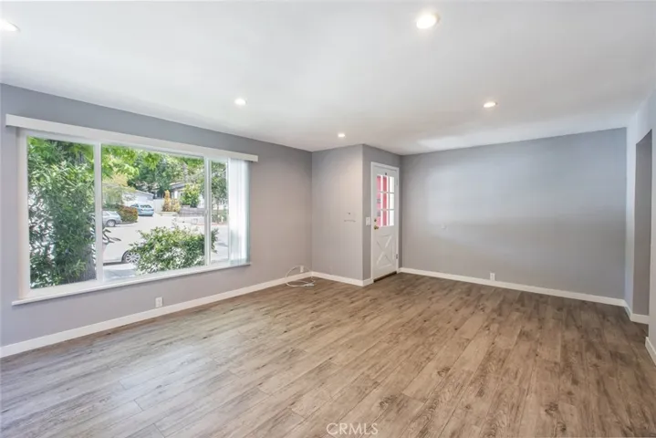 2520 Montrose Avenue, Montrose, California 91020
