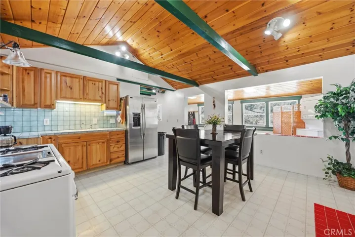7100 Lakewood, Frazier Park, California 93225