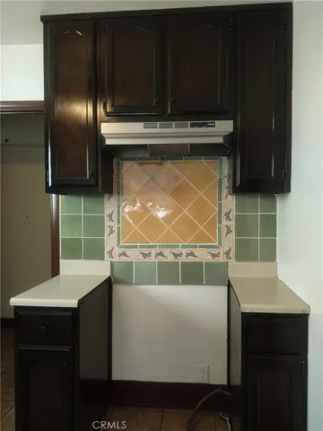 7017 Wilson Avenue, Los Angeles, California 90001