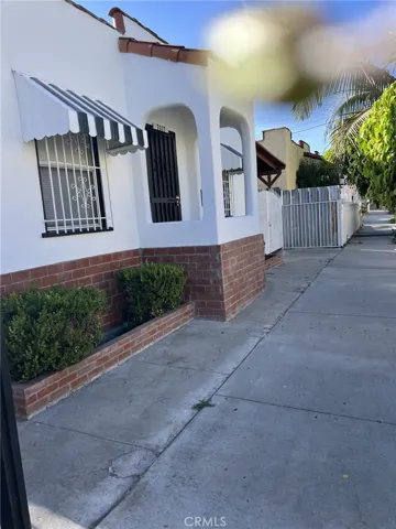 7017 Wilson Avenue, Los Angeles, California 90001