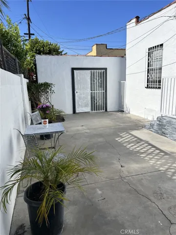7017 Wilson Avenue, Los Angeles, California 90001