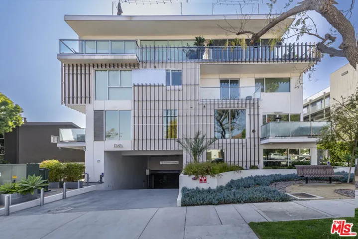 1345 Havenhurst Drive 15, West Hollywood, California 90046