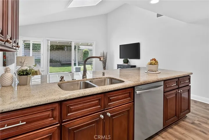5922 E Camino Manzano, Anaheim Hills, California 92807