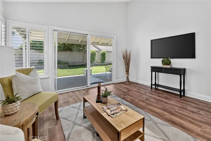 5922 E Camino Manzano, Anaheim Hills, California 92807