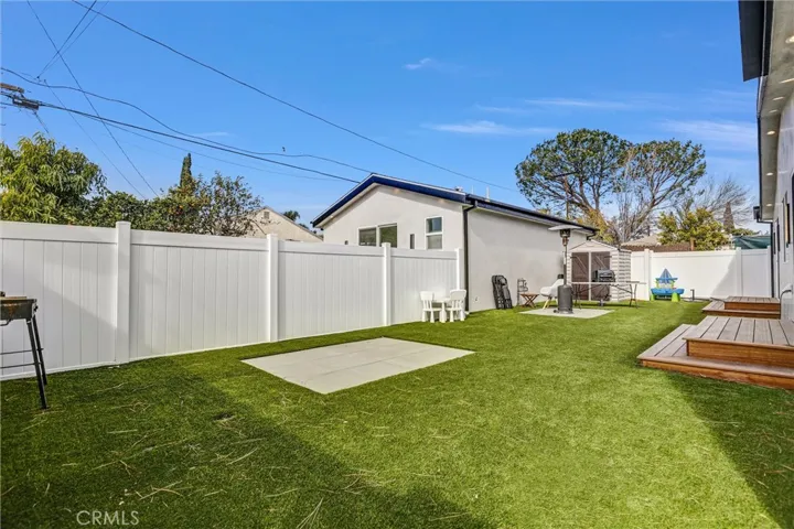 7445 Oakdale Avenue, Winnetka, California 91306