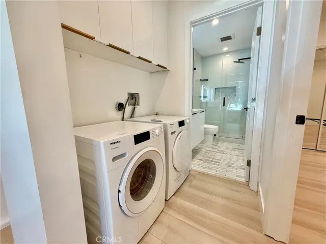 7445 Oakdale Avenue, Winnetka, California 91306