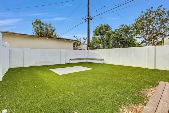 7445 Oakdale Avenue, Winnetka, California 91306