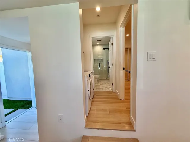 7445 Oakdale Avenue, Winnetka, California 91306
