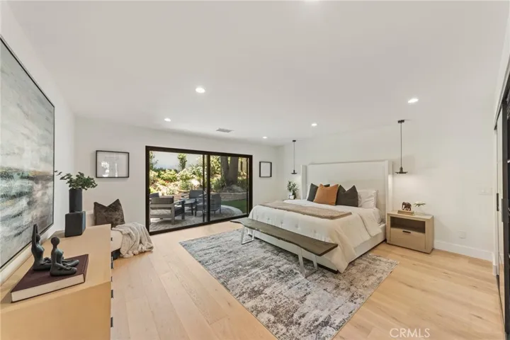 22850 Margarita Drive, Woodland Hills, California 91364