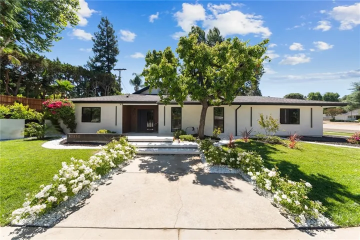22850 Margarita Drive, Woodland Hills, California 91364