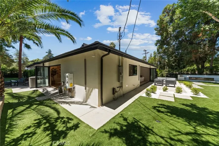 22850 Margarita Drive, Woodland Hills, California 91364