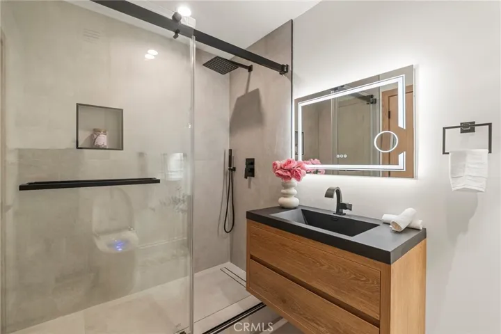 22850 Margarita Drive, Woodland Hills, California 91364