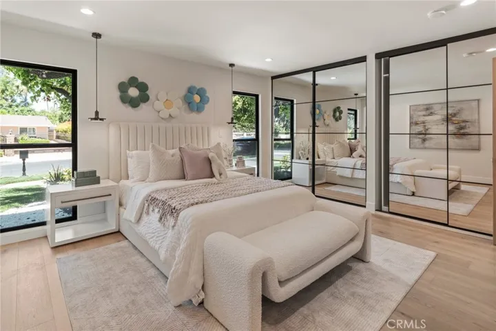 22850 Margarita Drive, Woodland Hills, California 91364