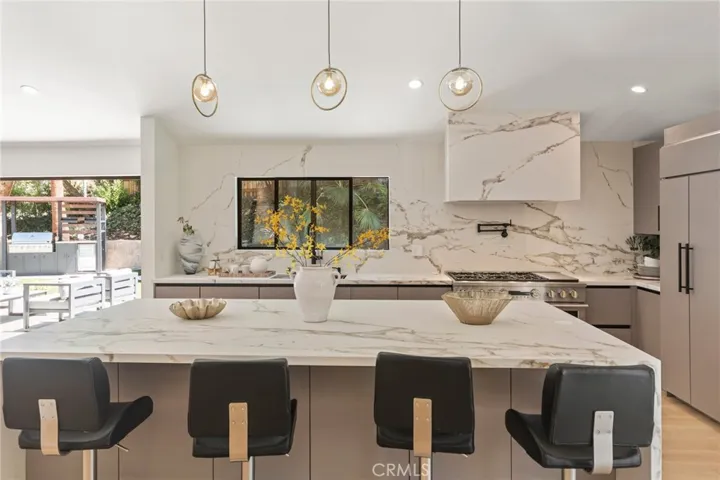22850 Margarita Drive, Woodland Hills, California 91364