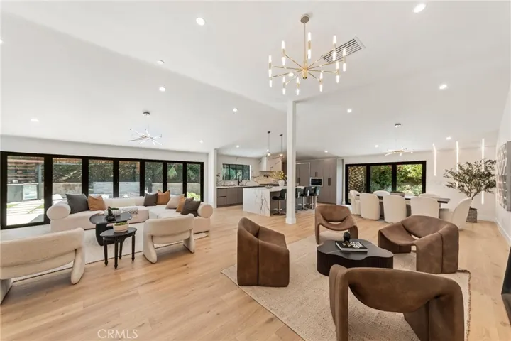 22850 Margarita Drive, Woodland Hills, California 91364