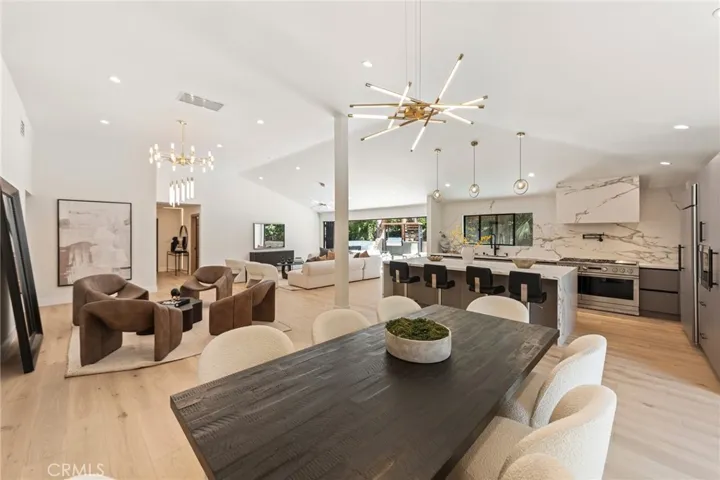 22850 Margarita Drive, Woodland Hills, California 91364