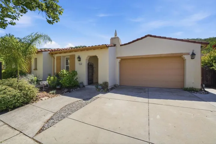7111 Eagle Ridge Drive, Gilroy, California 95020