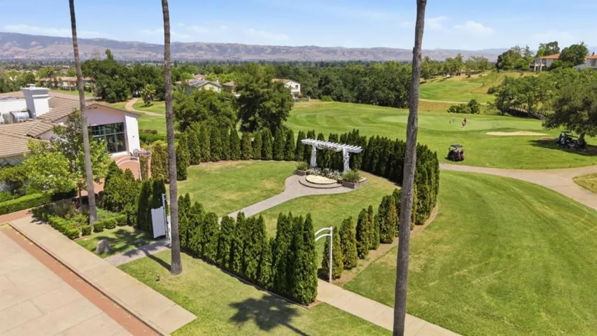 7111 Eagle Ridge Drive, Gilroy, California 95020