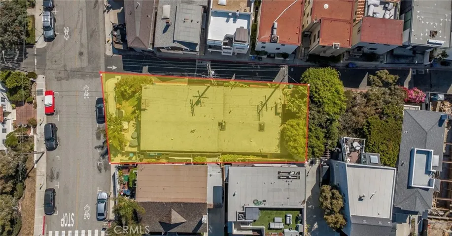 Large corner lot