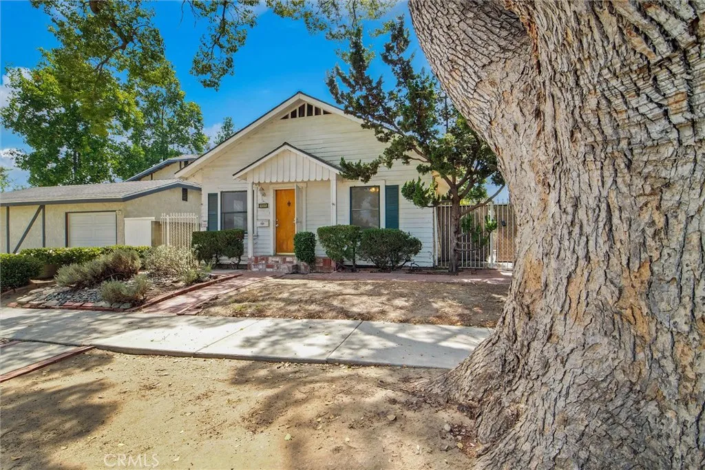 1005 N Alameda, Azusa, California 91702 — photo 4
