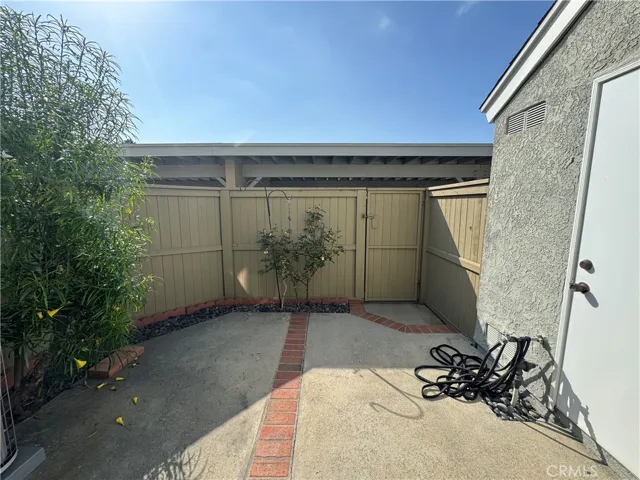 48 Eagle, Irvine, California 92614