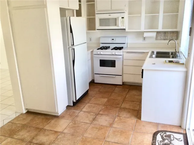 48 Eagle, Irvine, California 92614