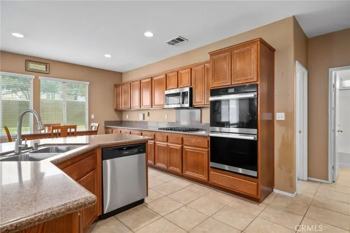 13714 River Downs Street, Eastvale, California 92880