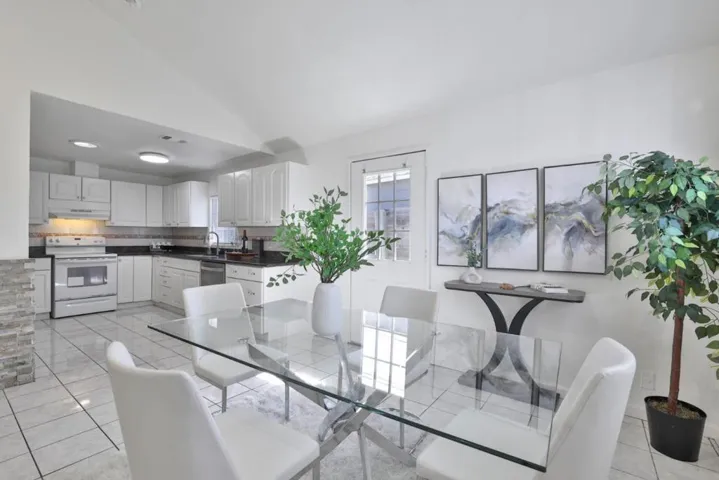 434 Hibiscus Court Unit A, East Palo Alto, California 94303