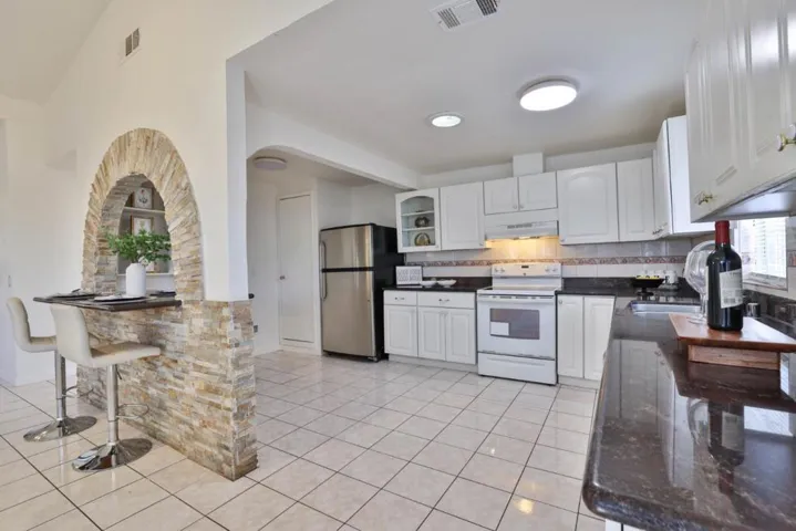 434 Hibiscus Court Unit A, East Palo Alto, California 94303