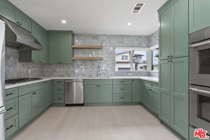 4444 Don Felipe Drive, Los Angeles, California 90008