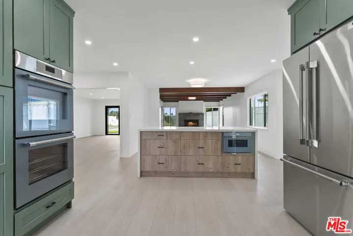 4444 Don Felipe Drive, Los Angeles, California 90008