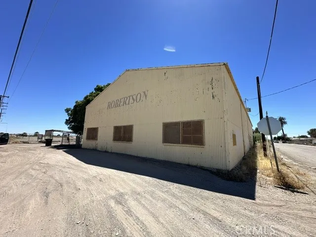 601 S Lovekin Boulevard, Blythe, California 92225