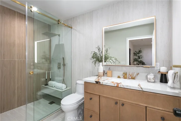 6853 Willis, Van Nuys, California 91405