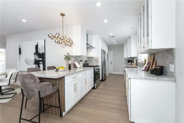 6853 Willis, Van Nuys, California 91405