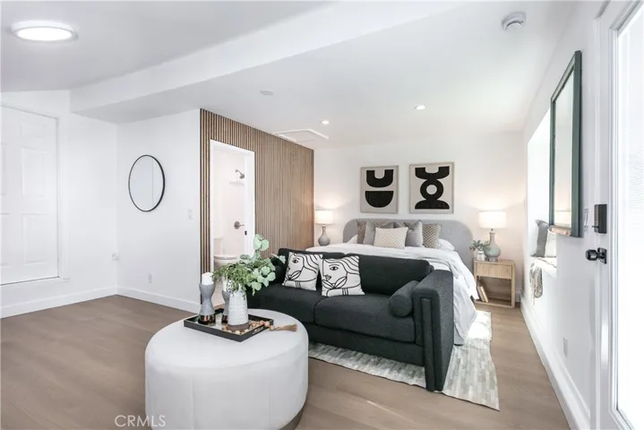 6853 Willis, Van Nuys, California 91405
