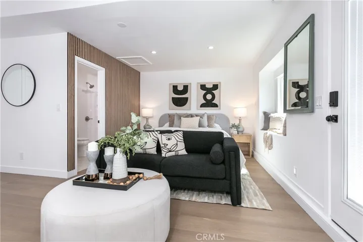 6853 Willis, Van Nuys, California 91405
