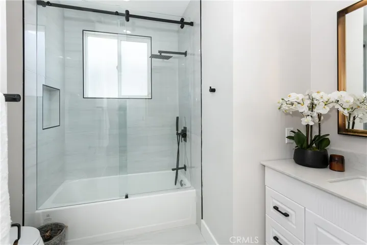 6853 Willis, Van Nuys, California 91405
