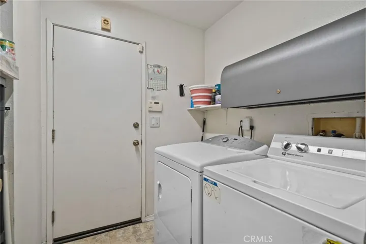 6380 Iris Court, Eastvale, California 92880