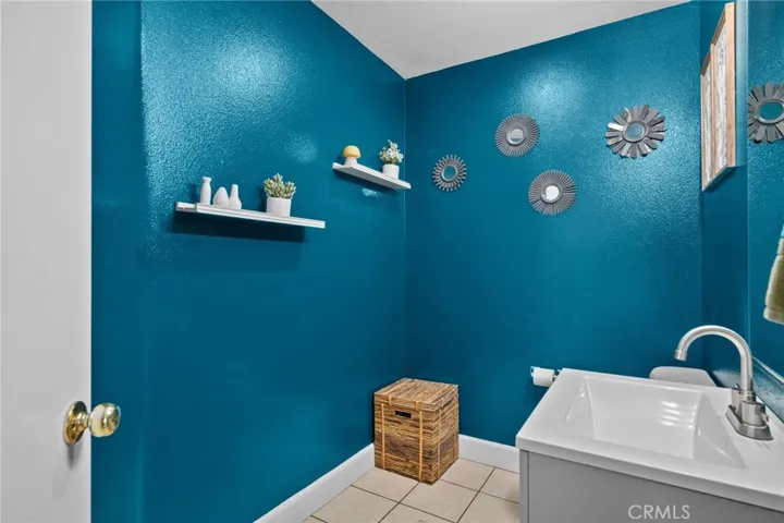 6380 Iris Court, Eastvale, California 92880