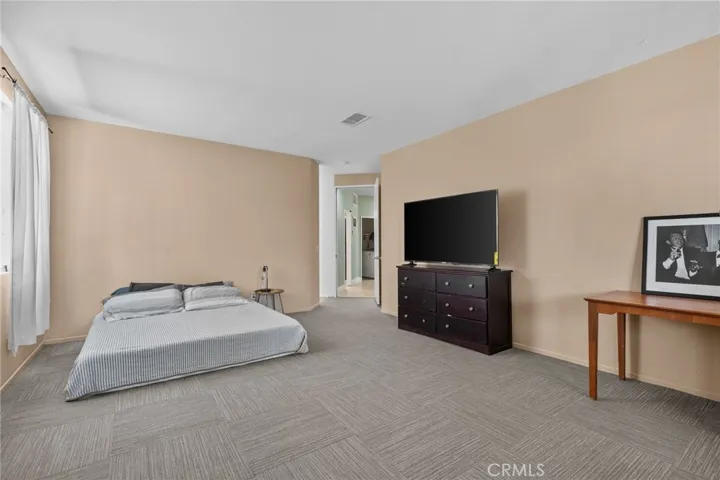 6380 Iris Court, Eastvale, California 92880