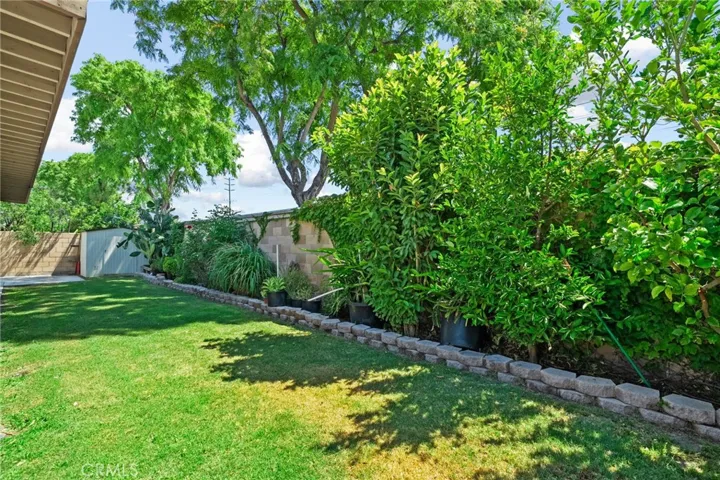 6380 Iris Court, Eastvale, California 92880
