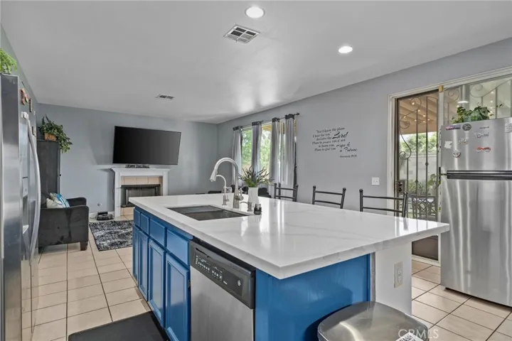 6380 Iris Court, Eastvale, California 92880
