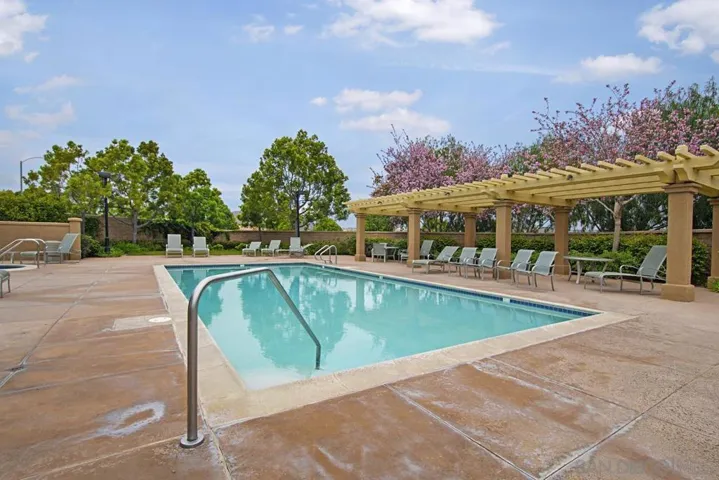 4670 Meadow Dr, Carlsbad, California 92010