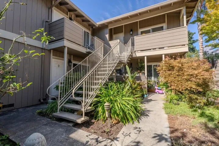 4970 Cherry Avenue 211, San Jose, California 95118