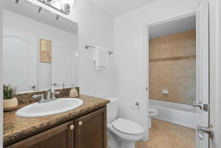 4970 Cherry Avenue 211, San Jose, California 95118