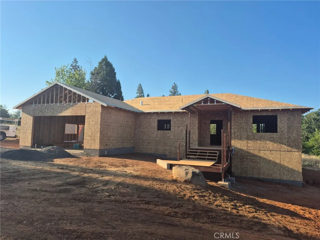 1666 Sweetbriar Ln
