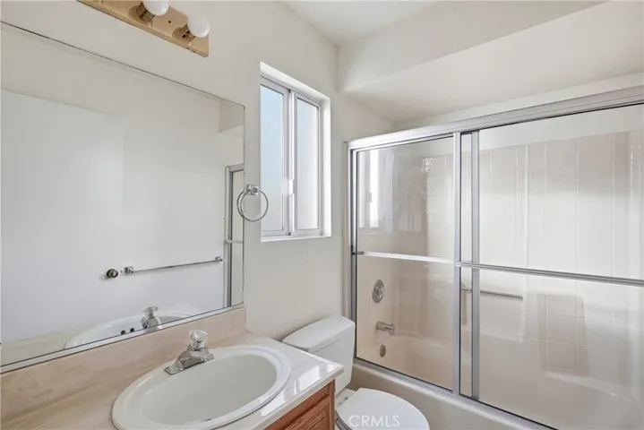 Bathroom #2