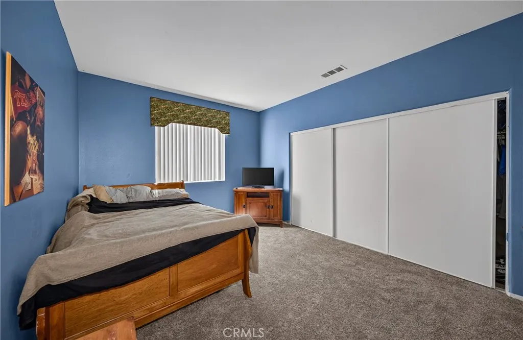 Bedroom #02 with brand new carpet and private full bathroom. : )